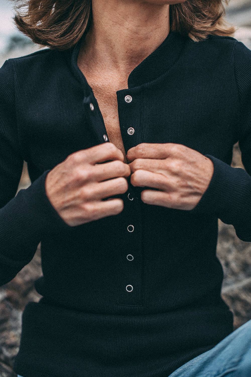BY THE WAY LONGSLEEVE black
